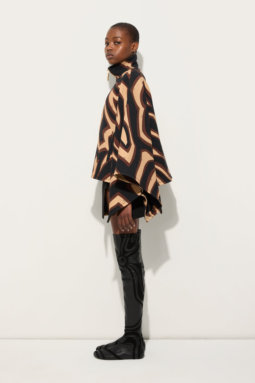 Pucci Labirinto Print Grand Poudre Cape
