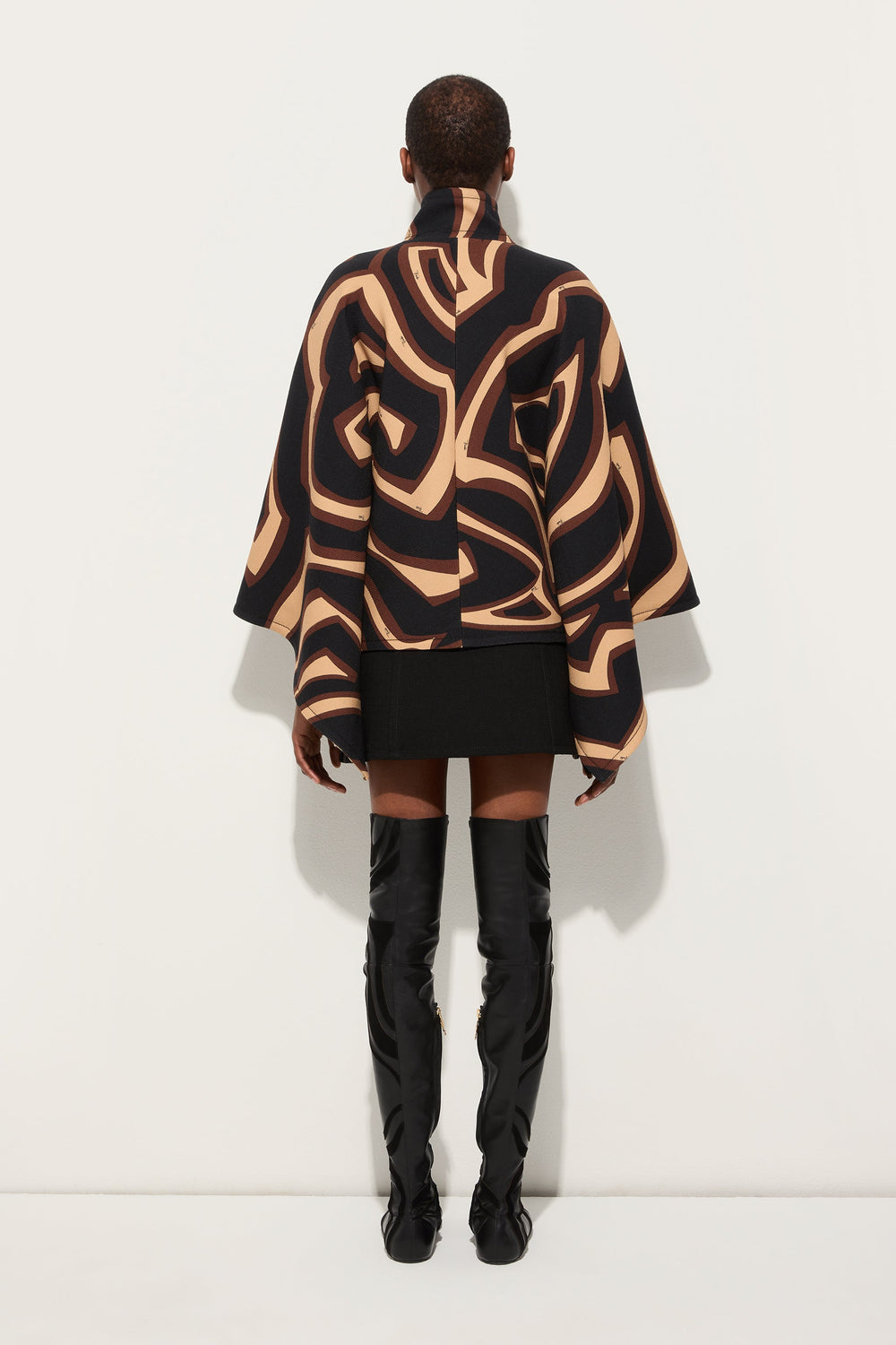 Pucci Labirinto Print Grand Poudre Cape