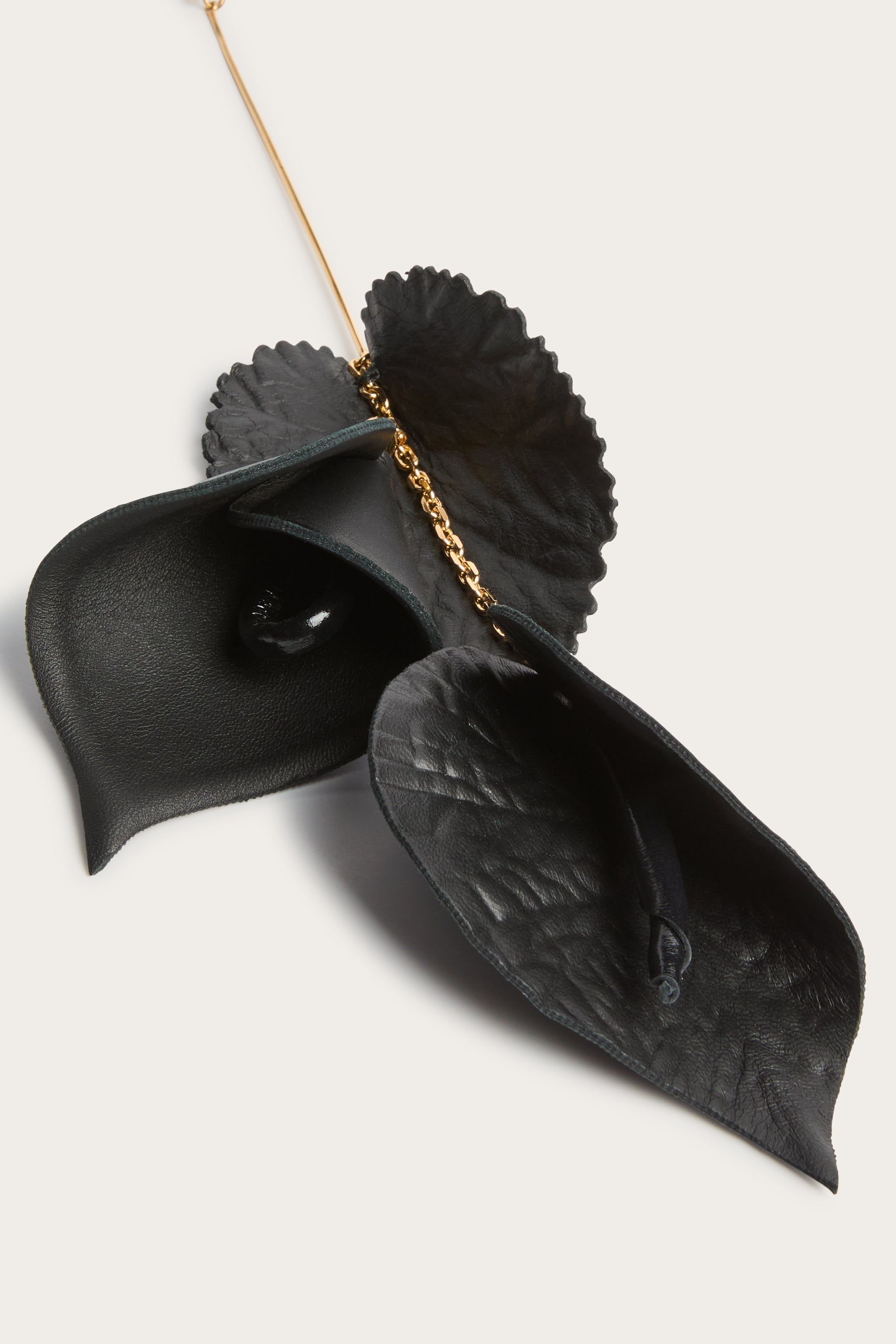 Pucci Mono Earring with Leather Flowers