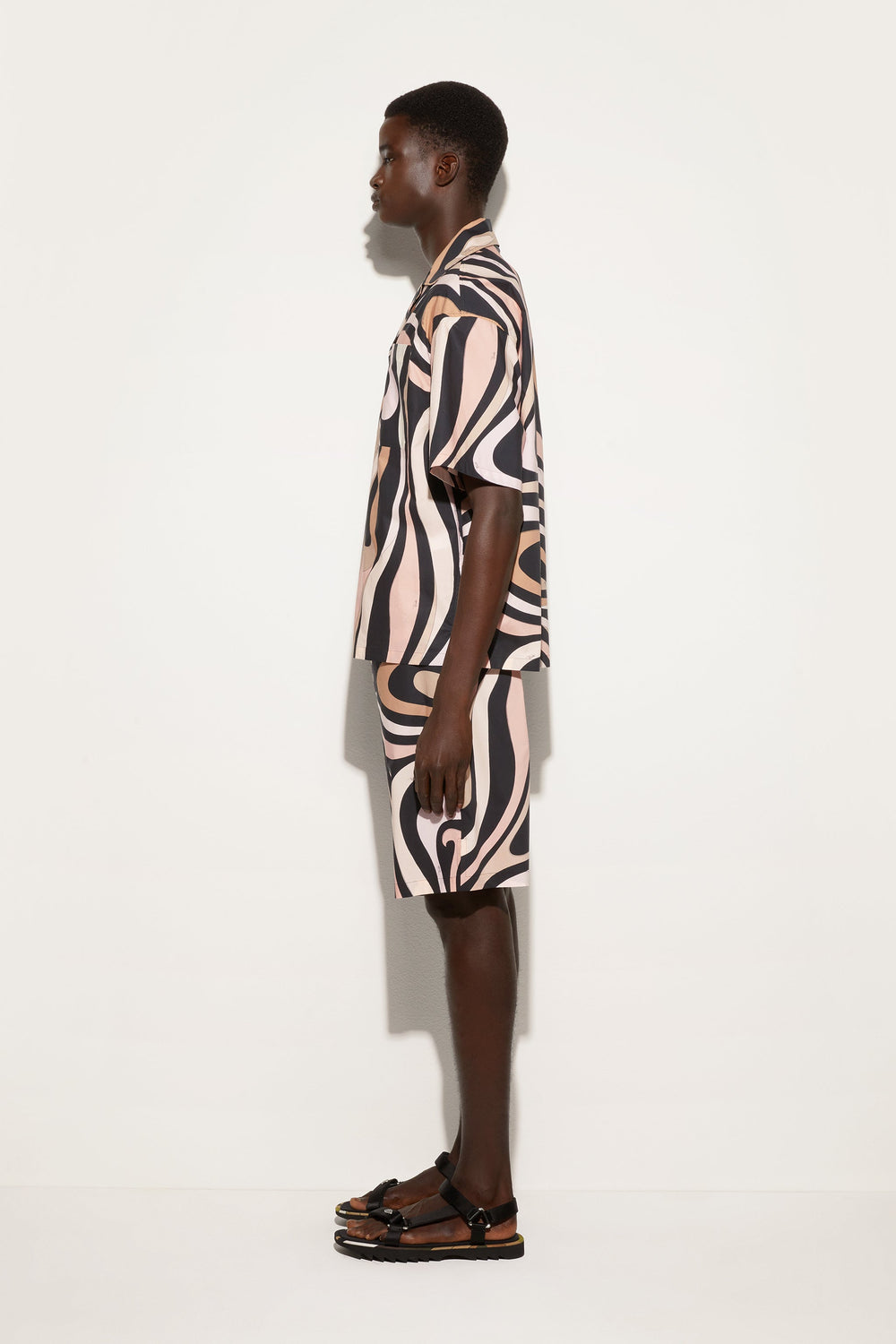 Pucci Marmo Print Shorts