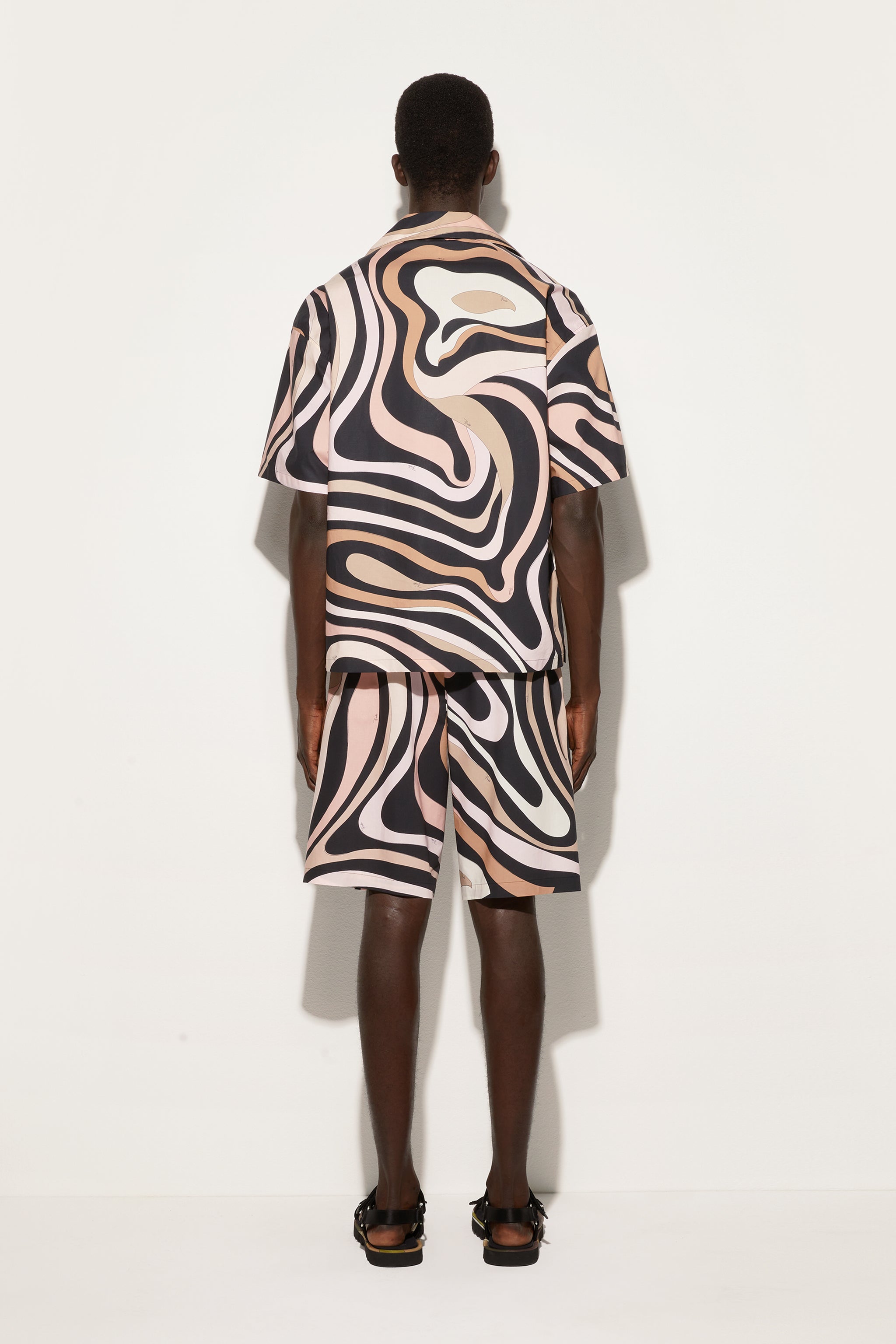 Pucci Marmo Print Shorts