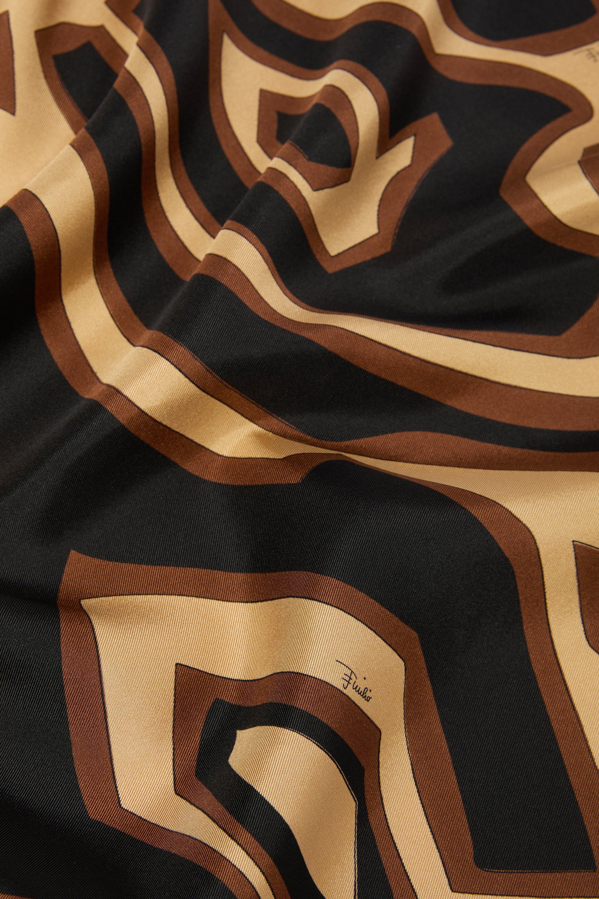 Pucci Labirinto Print Small Carre